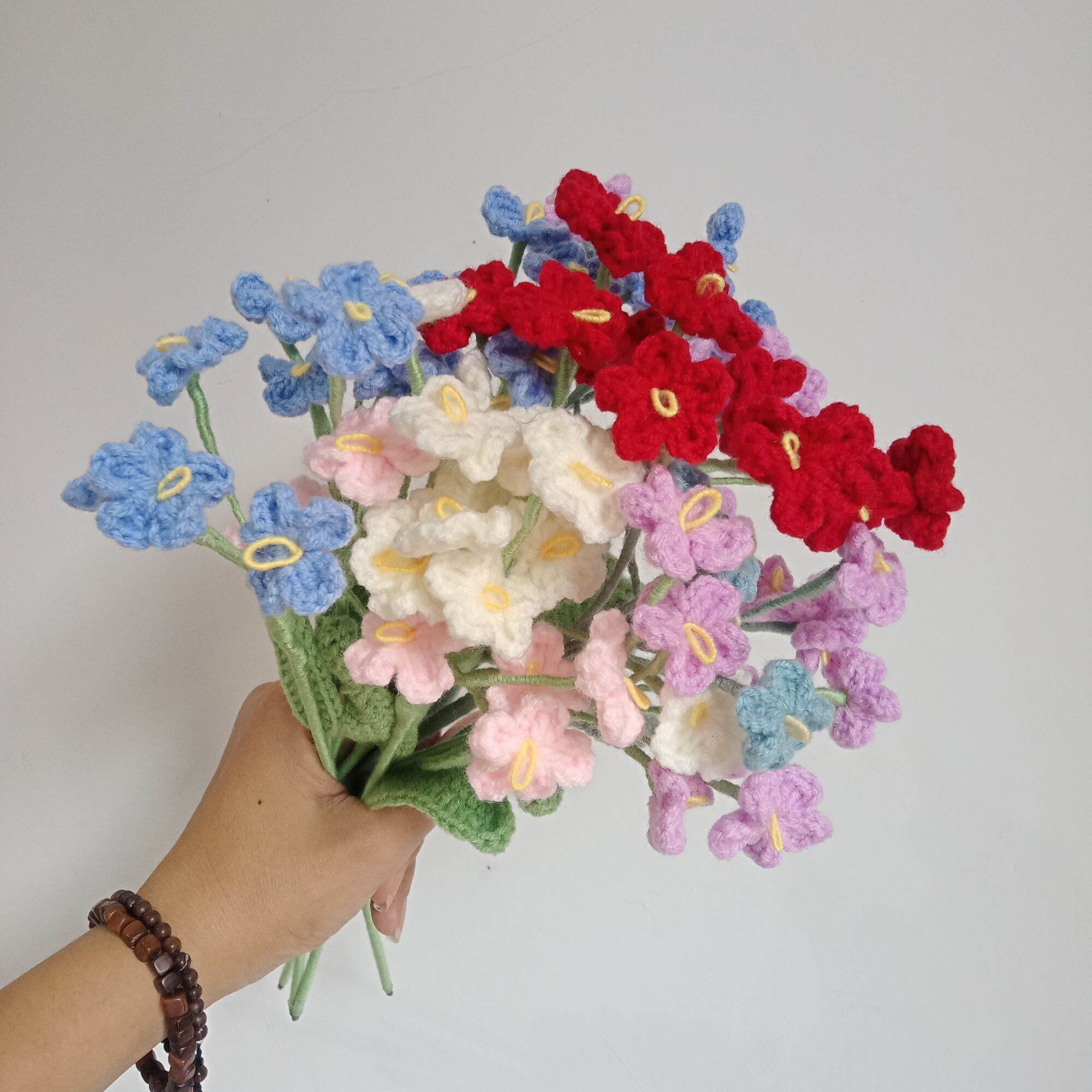 Bunga rajut forget me not/buket wisuda | Lazada Indonesia