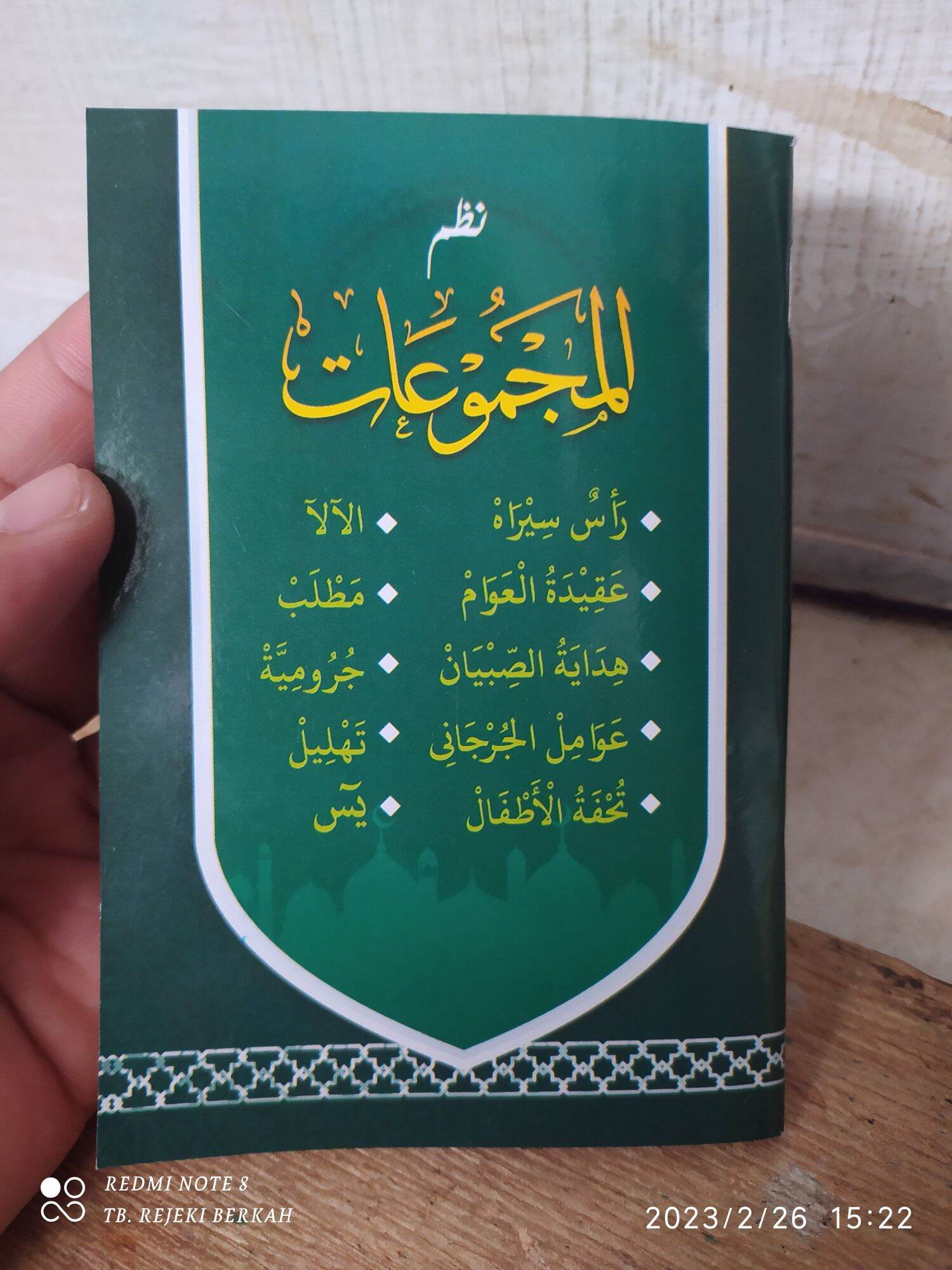 Sofi Marsoning yalangoch fotosuratlari Kokrak pompasi porno suratlarni hazil qiladi