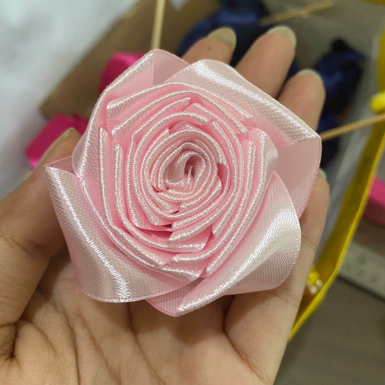 Bunga Mawar Pita Satin