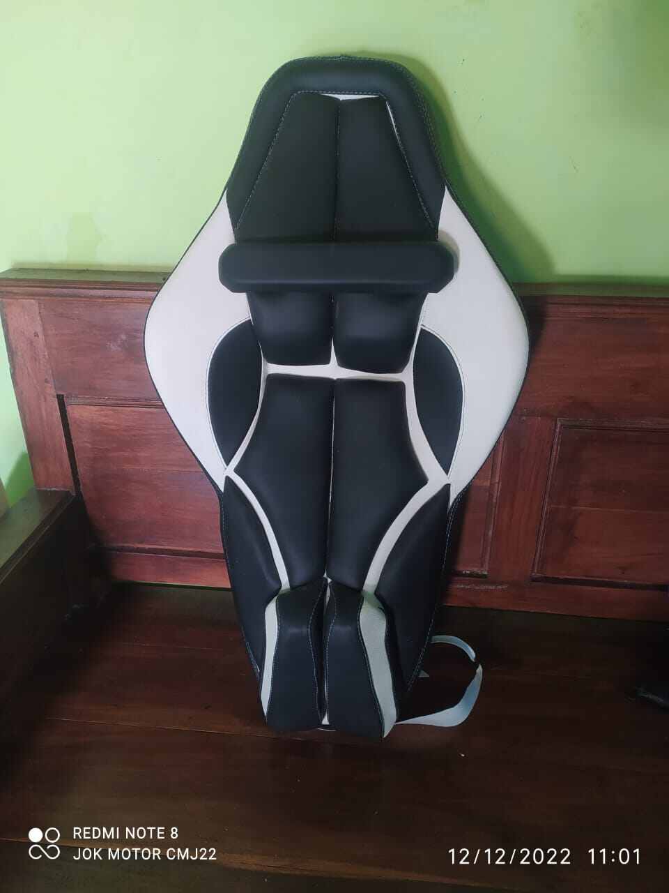 Jok motor model fariasi full mbtech camaro Harga 1,500,000 rupiah*Gratis Ongkir