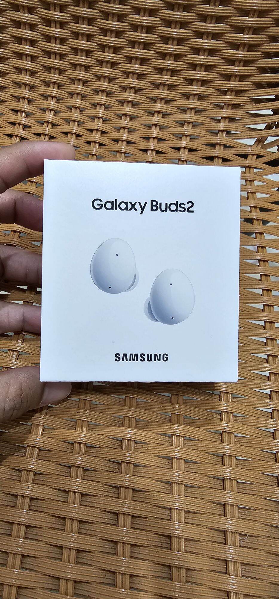 Samsung Galaxy Bud2, New, Garansi Resmi Giá 1,050,000 Đồng*Miễn phí vận chuyển