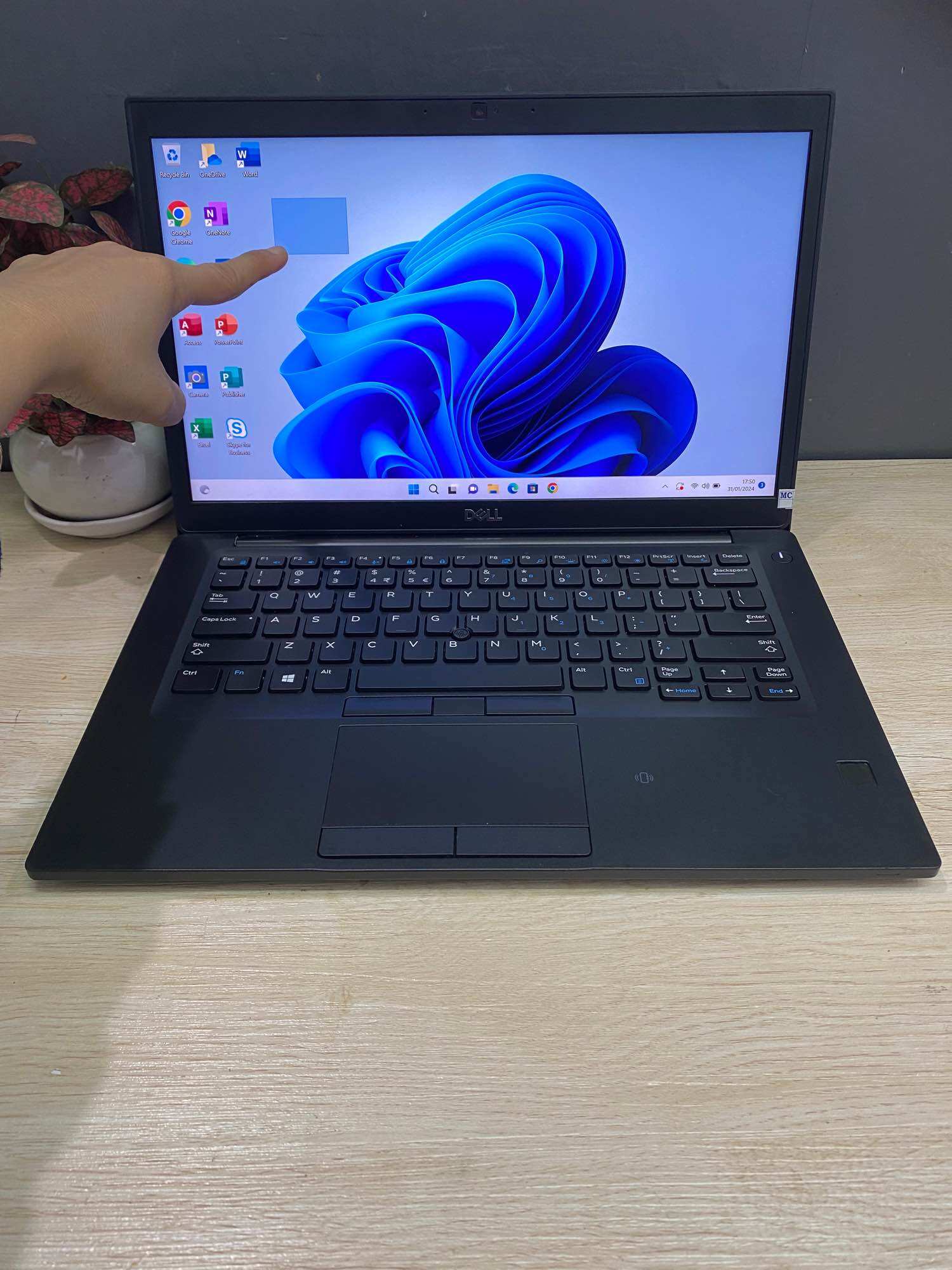 Laptop Dell Latitude 7480 2TB 32GB