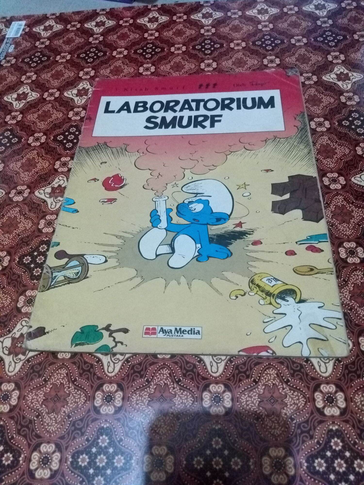 Komik 3 kisah smurf - LABORATORIUM SMURF | Lazada Indonesia