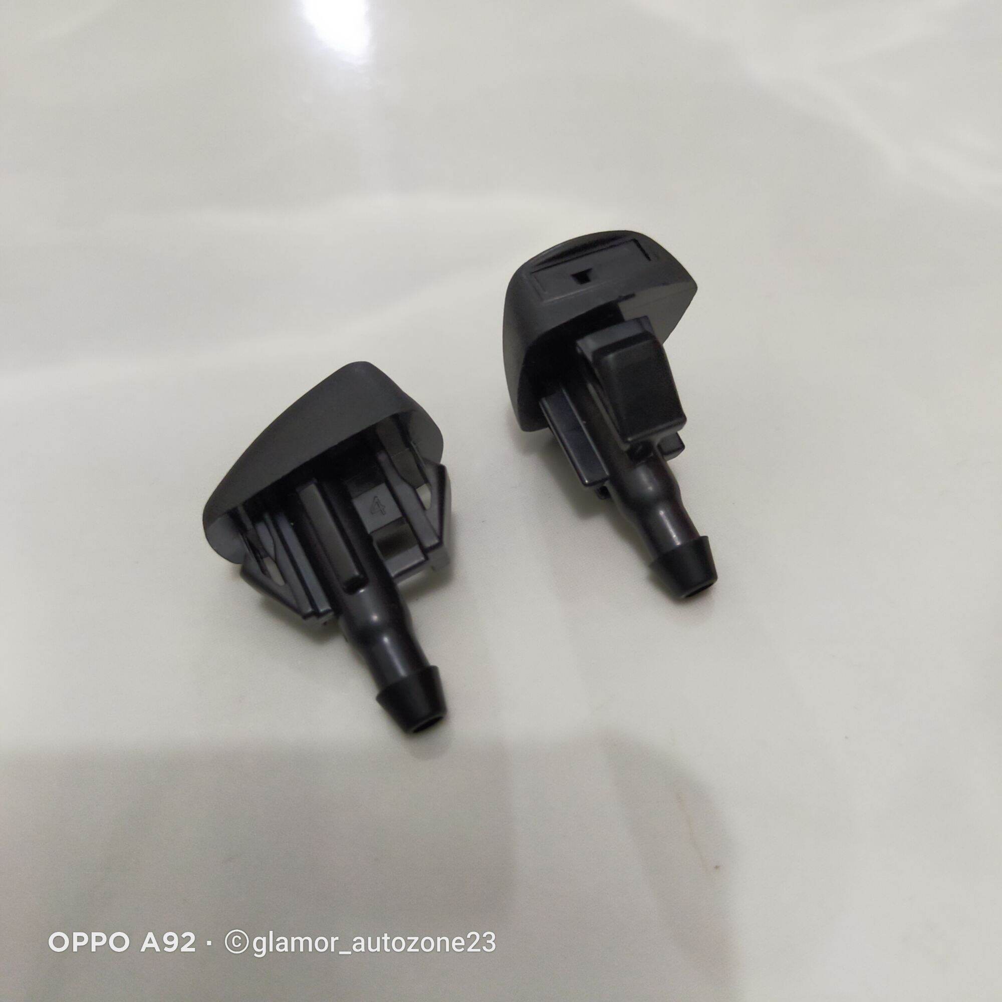 nozle nozel air wiper semprotan kaca Avanza Xenia Agya Ayla calya Sigra rush Terios original 1pcs Harga 20,000 rupiah*Gratis Ongkir