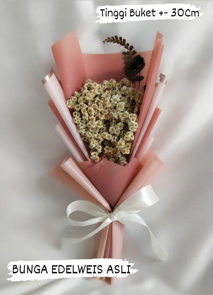 Kak buket untuk cowo bagusnya yang mana ya?🤔🤔 Daily bouquet aja