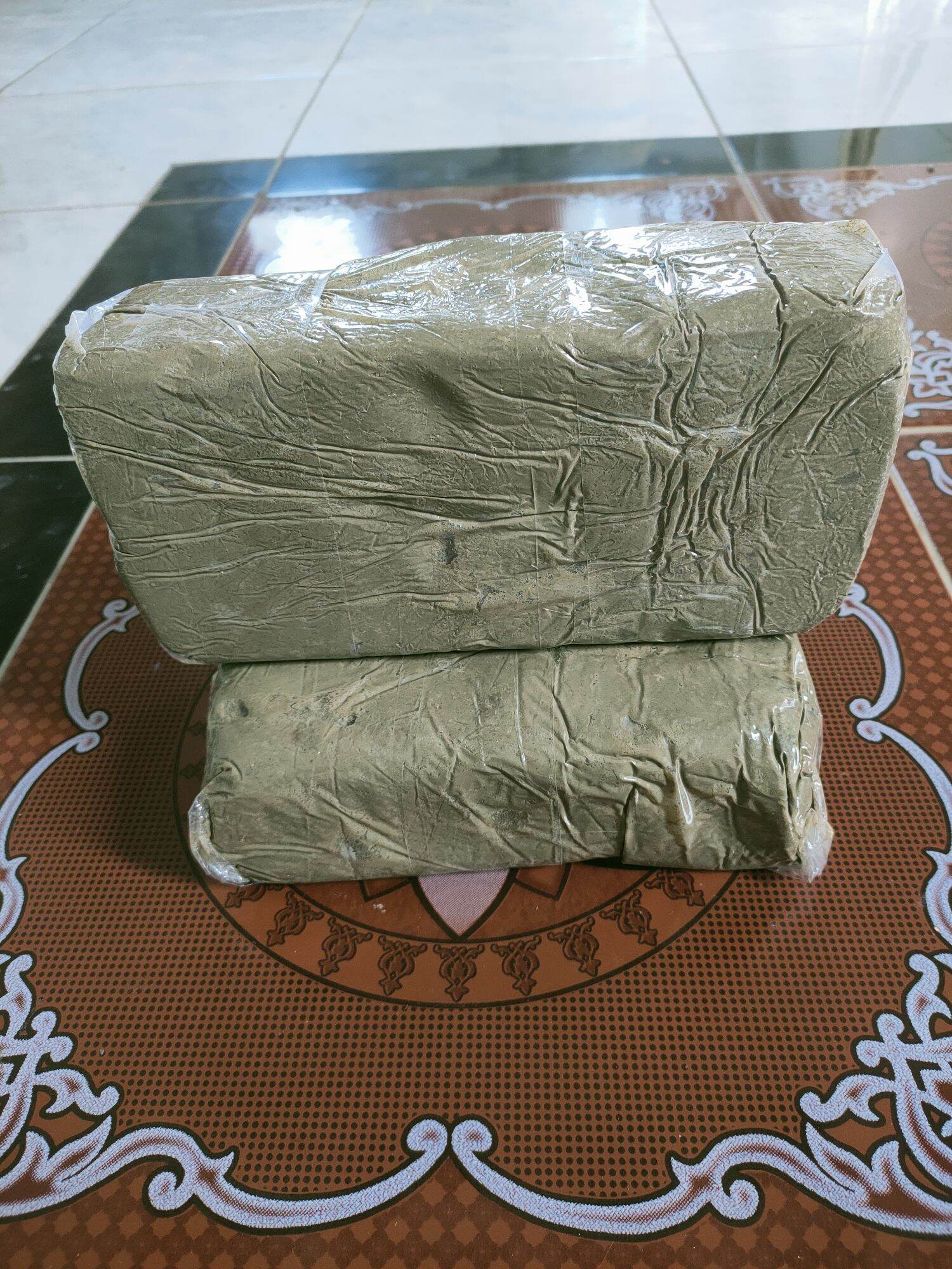 Tanah liat 500gram untuk kerajinan