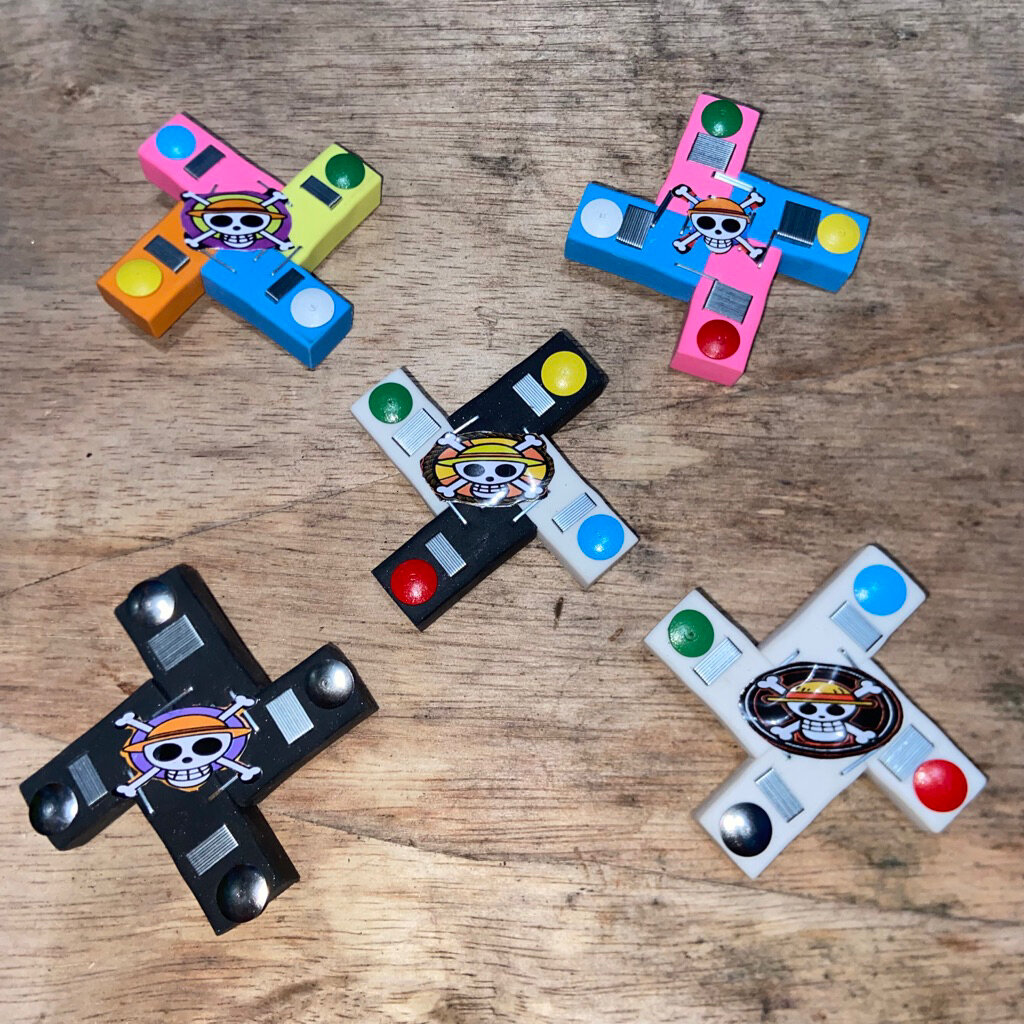 SUDAH DI RAKIT penghapus spiner ukuran BESAR 4 warna free STIKER ONE PIECE/ penghapus gasing / penghapus pemadam gangsing warna warni / Penghapus pemadam bisa muter