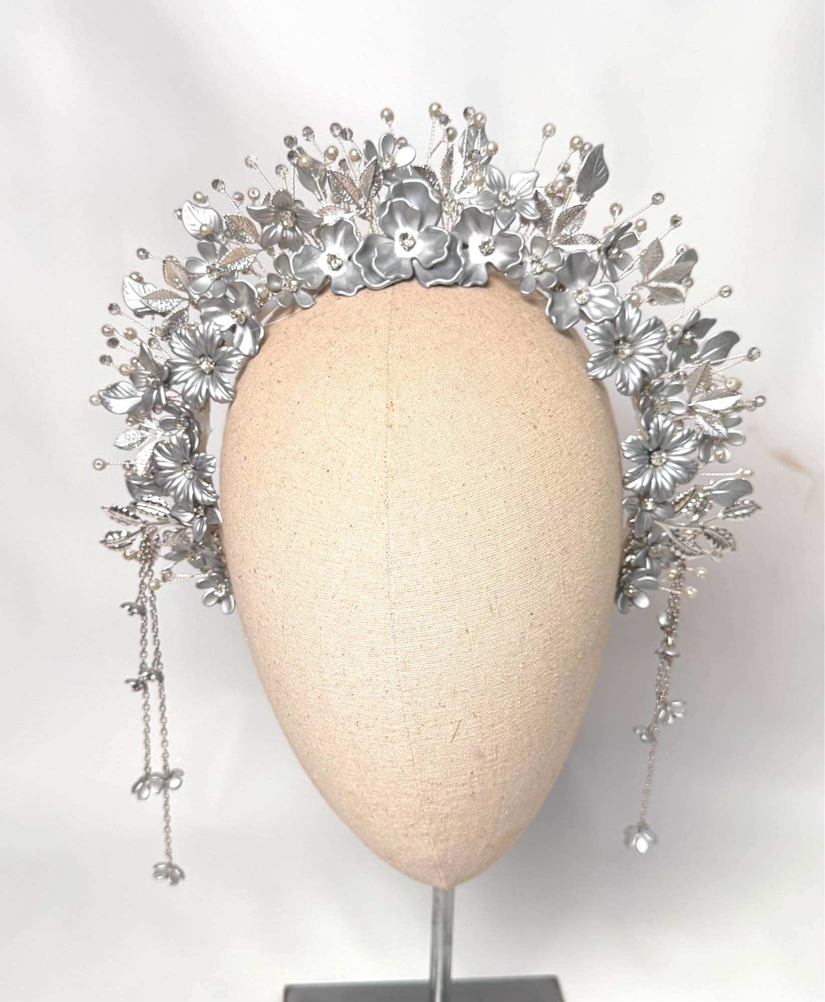 Mahkota wedding hiasan kepala gold terbaru model melati - Merek Mahkota Harga 150,000 rupiah*Gratis Ongkir