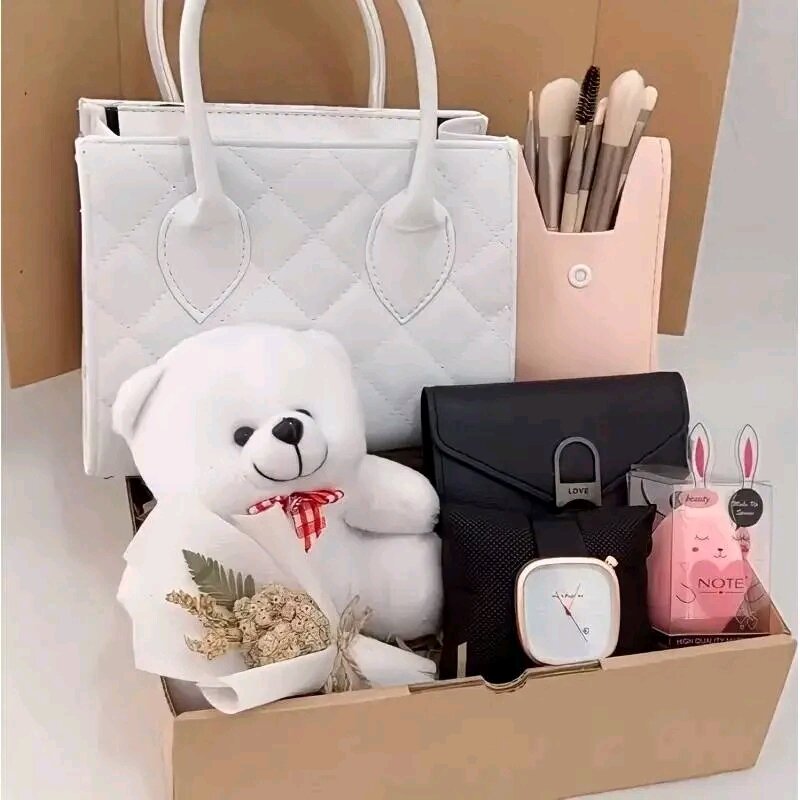 Hadiah Untuk Cewek Hampers hadiah box - Kado Ulang TAHUN/ Aniversary pernikahan pernikahan/ Wisuda