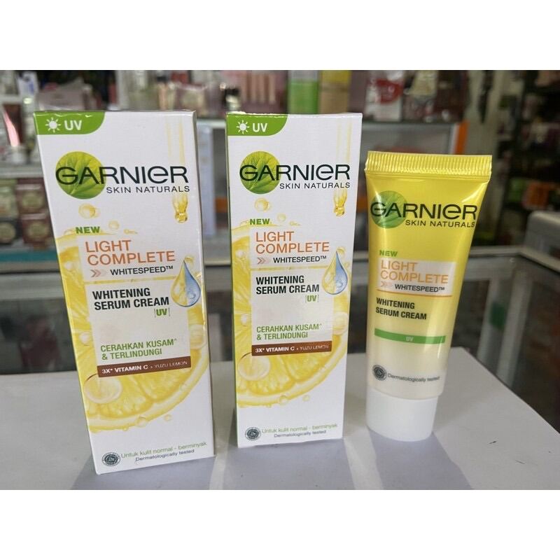 Garnier light complete uv cream 20 ml tube cream siang garnier uv 20
