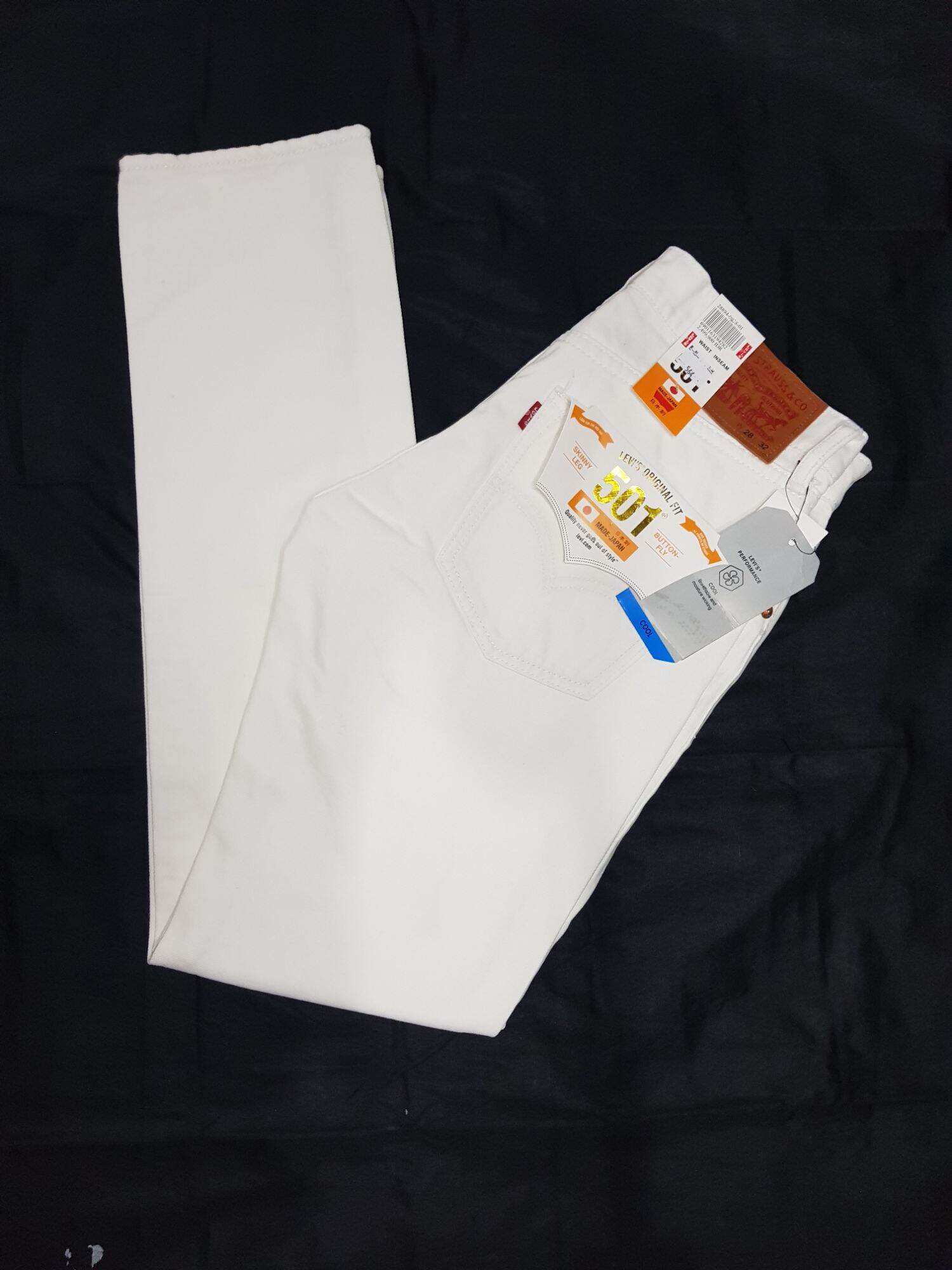 all white levi jeans