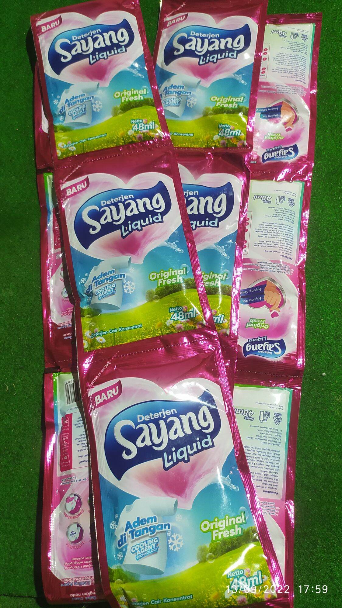 SAYANG detergen liquid sachet 45 ml beli 1 renteng GRATIS PIRING CANTIK