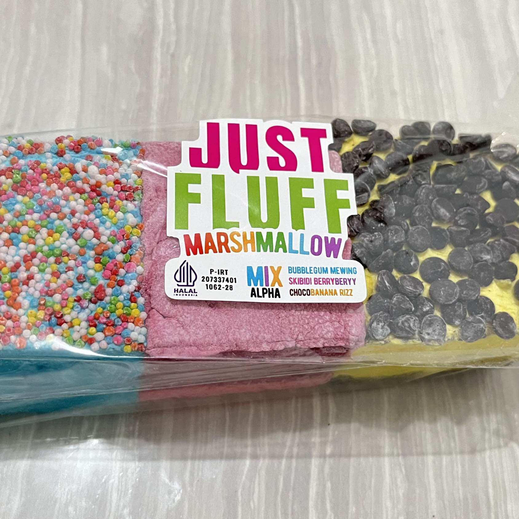 ( beli 1 gratis 1 coklat turki ) Just fluff marshmellow marshmellow ...