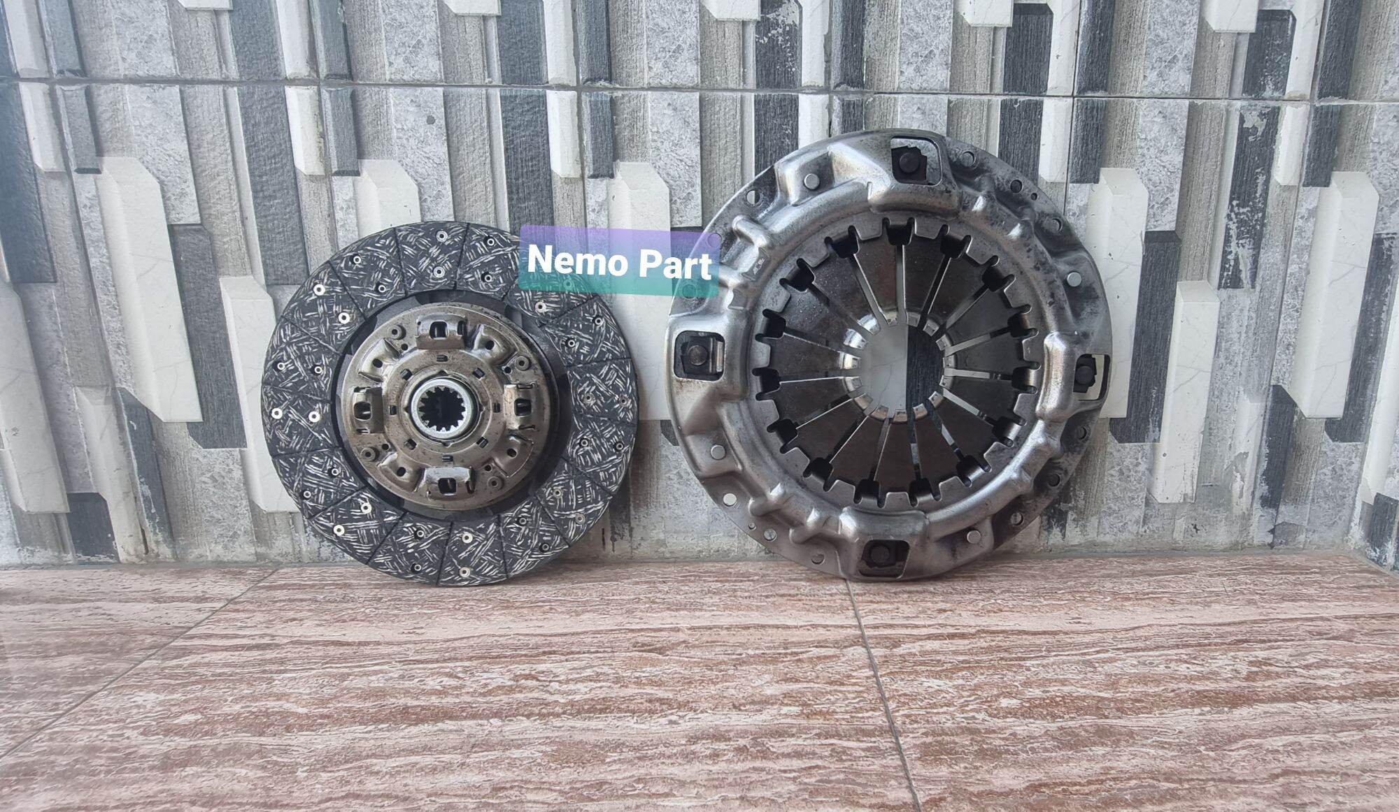 Clutch Disc Cover Dekrup Kampas Plat Kopling Matahari Isuzu Elf Nkr71 ...