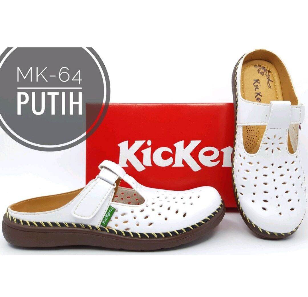 Sepatu sandal store wanita kickers original