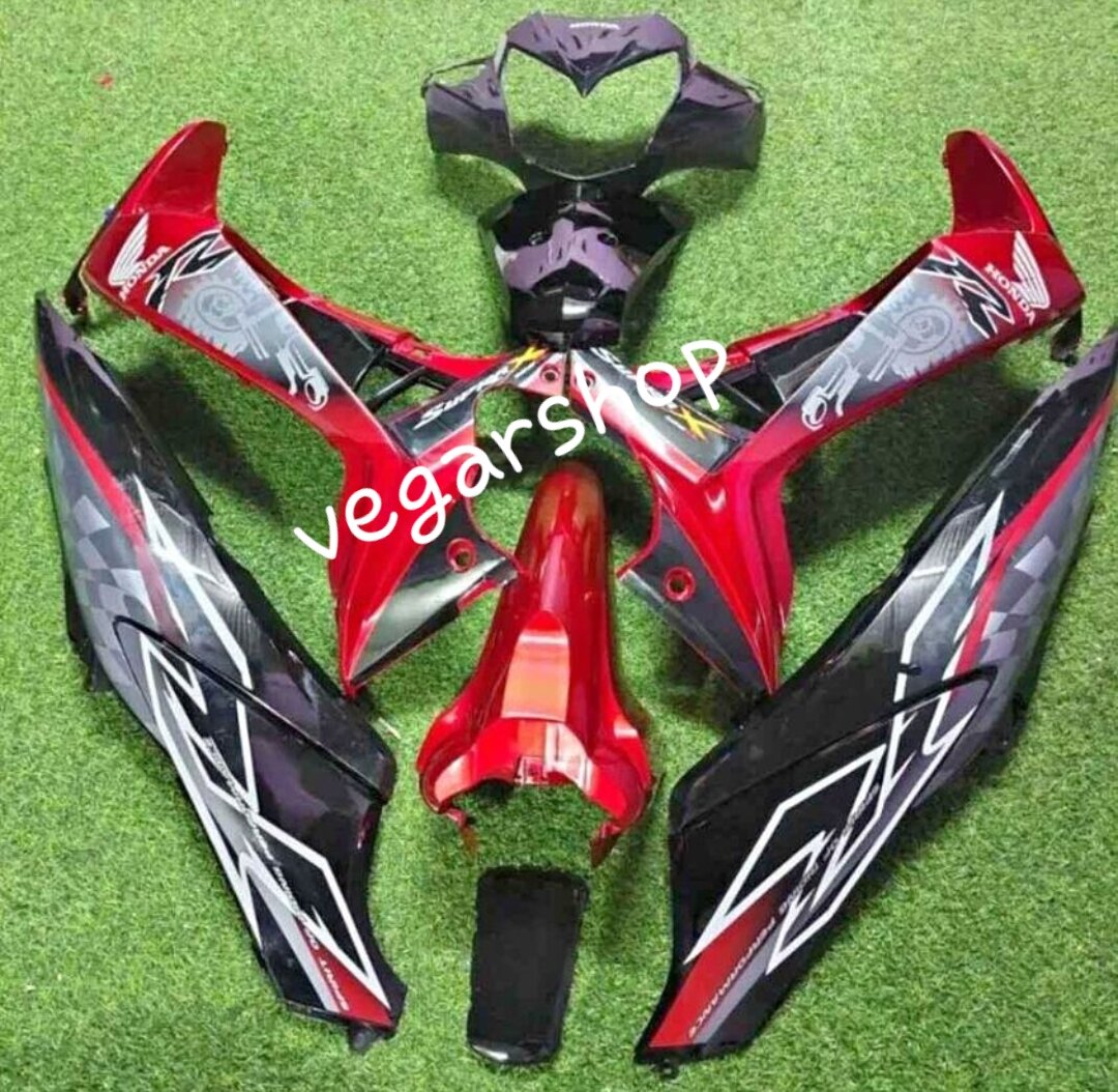 cover body halus supra x 125 batman warna hitam merah Harga 535,000 rupiah*Gratis Ongkir