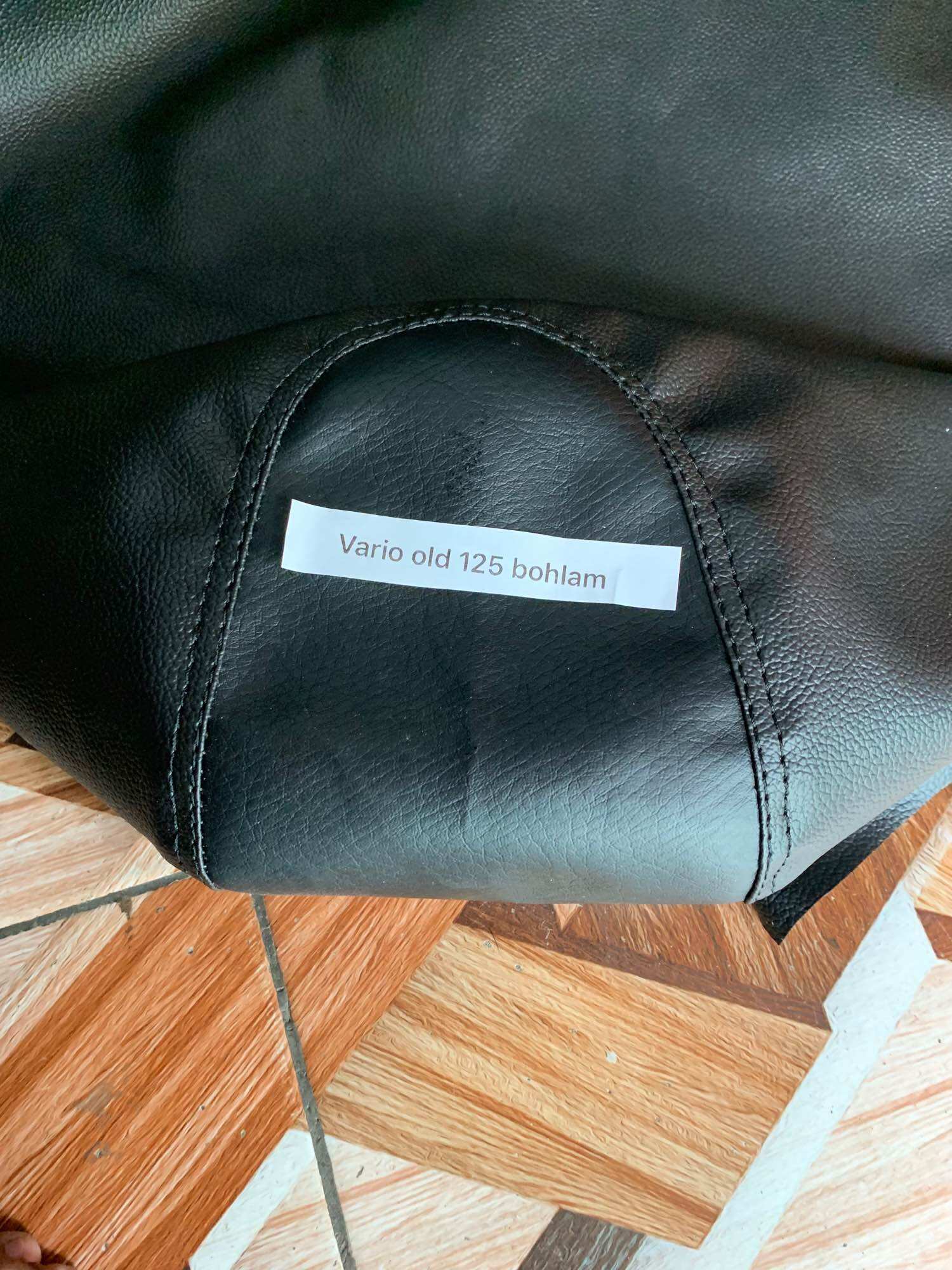 KULIT JOK VARIO 125 led - KULIT JOK VARIO bohlam JOK VARIO 125 bohlam Harga 18,000 rupiah*Gratis Ongkir