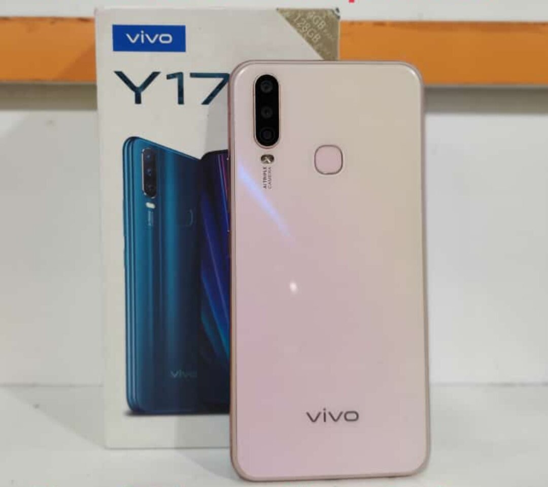 second Vivo Y17 ram 4/128 fullset normal Harga  1,750,000 Ringgit*Penghantaran Percuma
