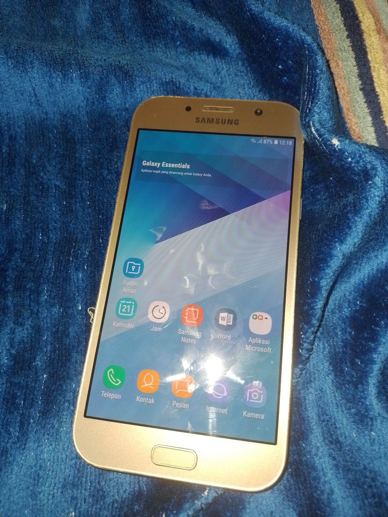 samsung A7 2017 second normal Harga  650,000 Ringgit*Penghantaran Percuma
