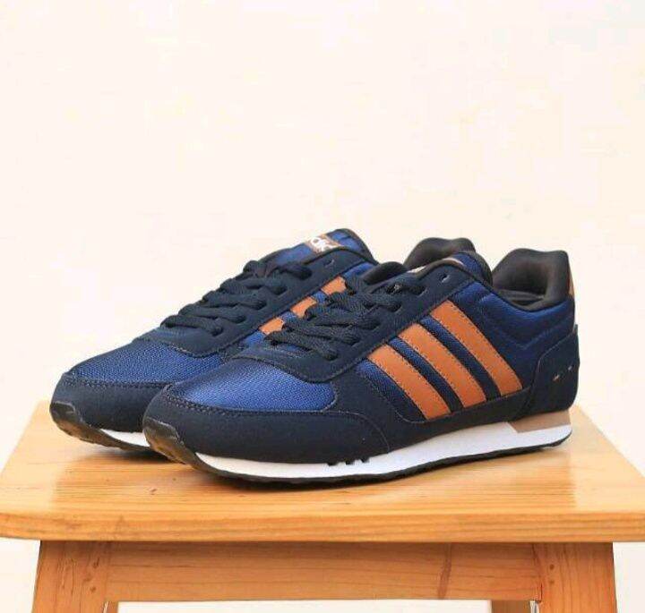 Adidas neo city racer 2025 navy brown