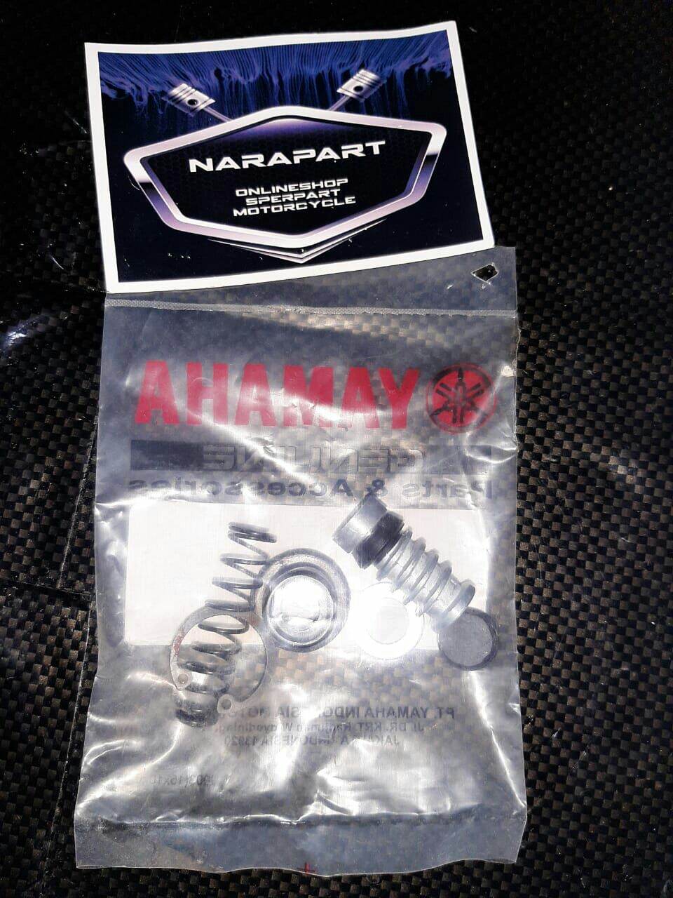 sil master rem belakang satria fu shogun 125 double disc Harga 15,000 rupiah*Gratis Ongkir