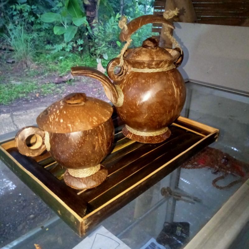 1 Set Gelas Kopiteh Dan Teko Tempurung Kelapa Beserta Nampan Bambu Unik Jadul Natural Etnik 1345