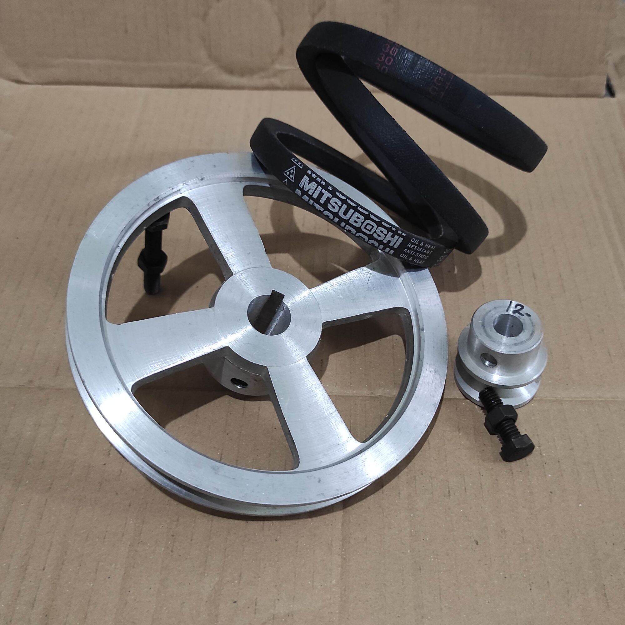 Paket 2 Buah Pulley 6 Inch Dan 15 Inch As 12 Mm Plus Fan Belt Ukuran