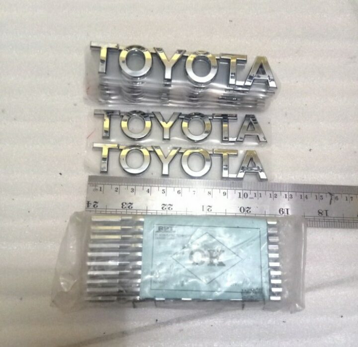 emblem logo Toyota chrome harga satuan Giá 52,500 Đồng*Miễn phí vận chuyển