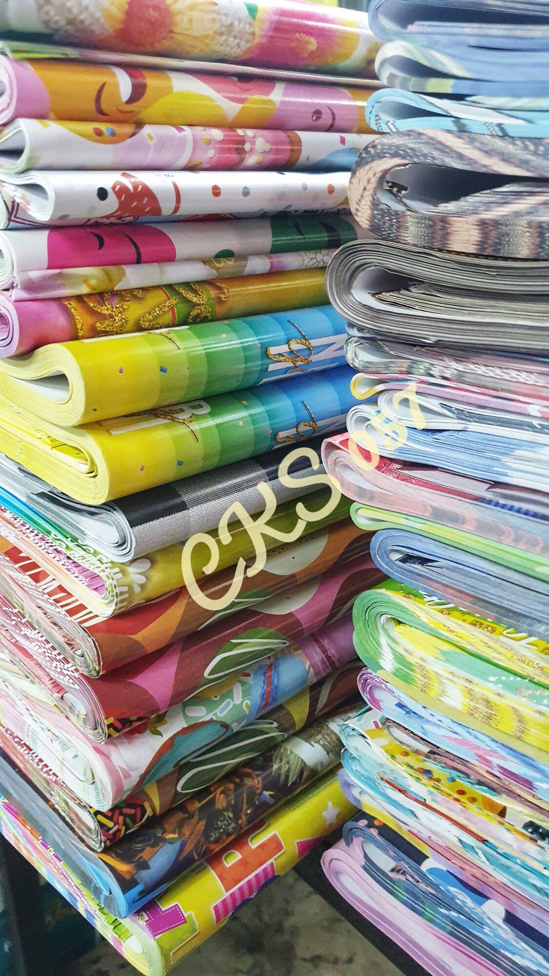 Kertas Kado Murah / 10 Lembar
