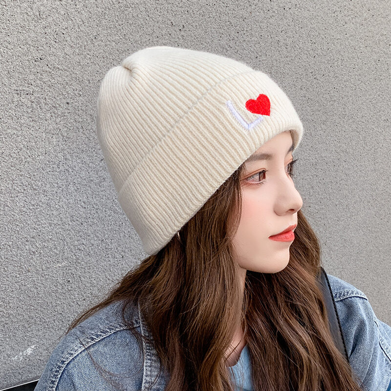 Versi Korea  Topi  Perempuan Musim  Dingin  Chic Cinta Bordir 