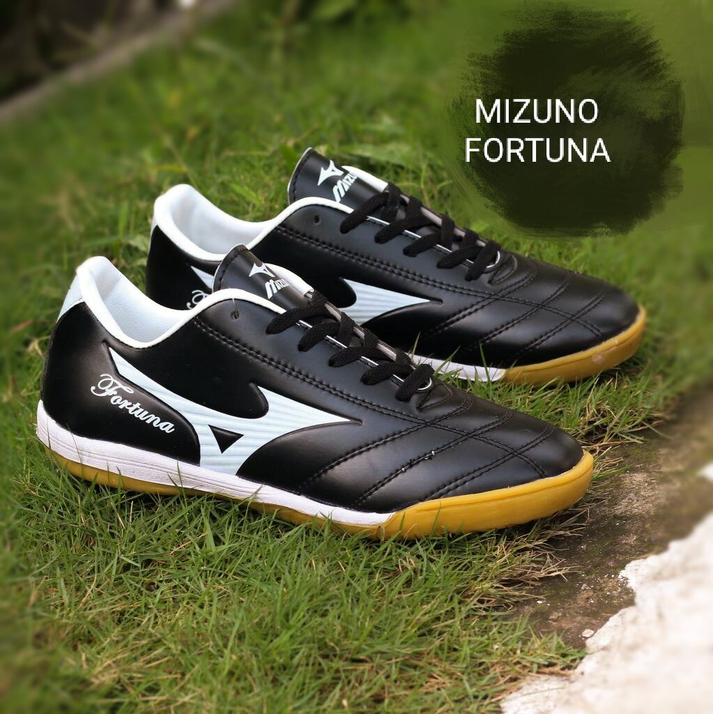 Sepatu futsal 2024 mizuno fortuna