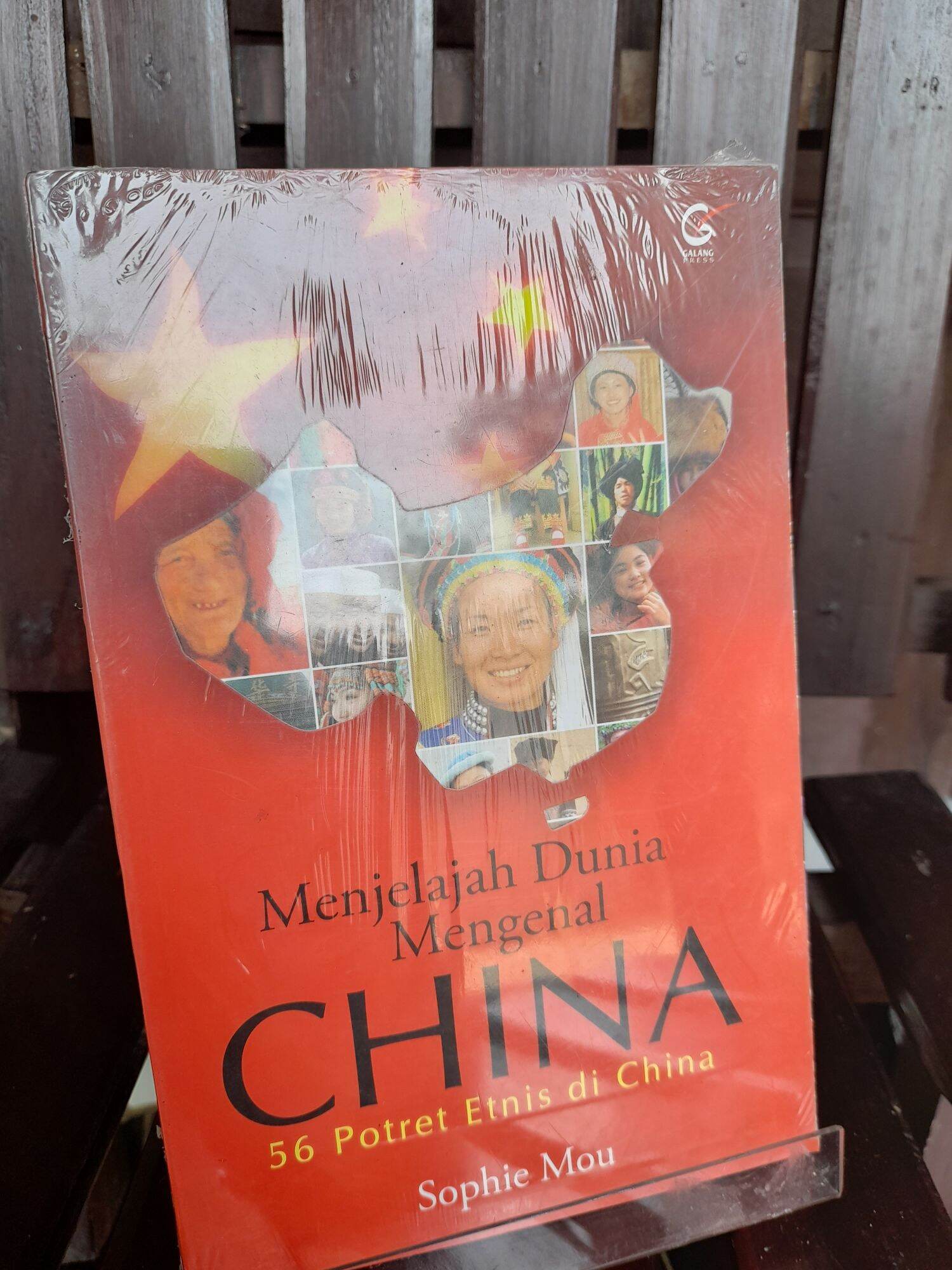 Buku Menjelajah Dunia Mengenal China 56 Potret Etnis di China | Lazada ...