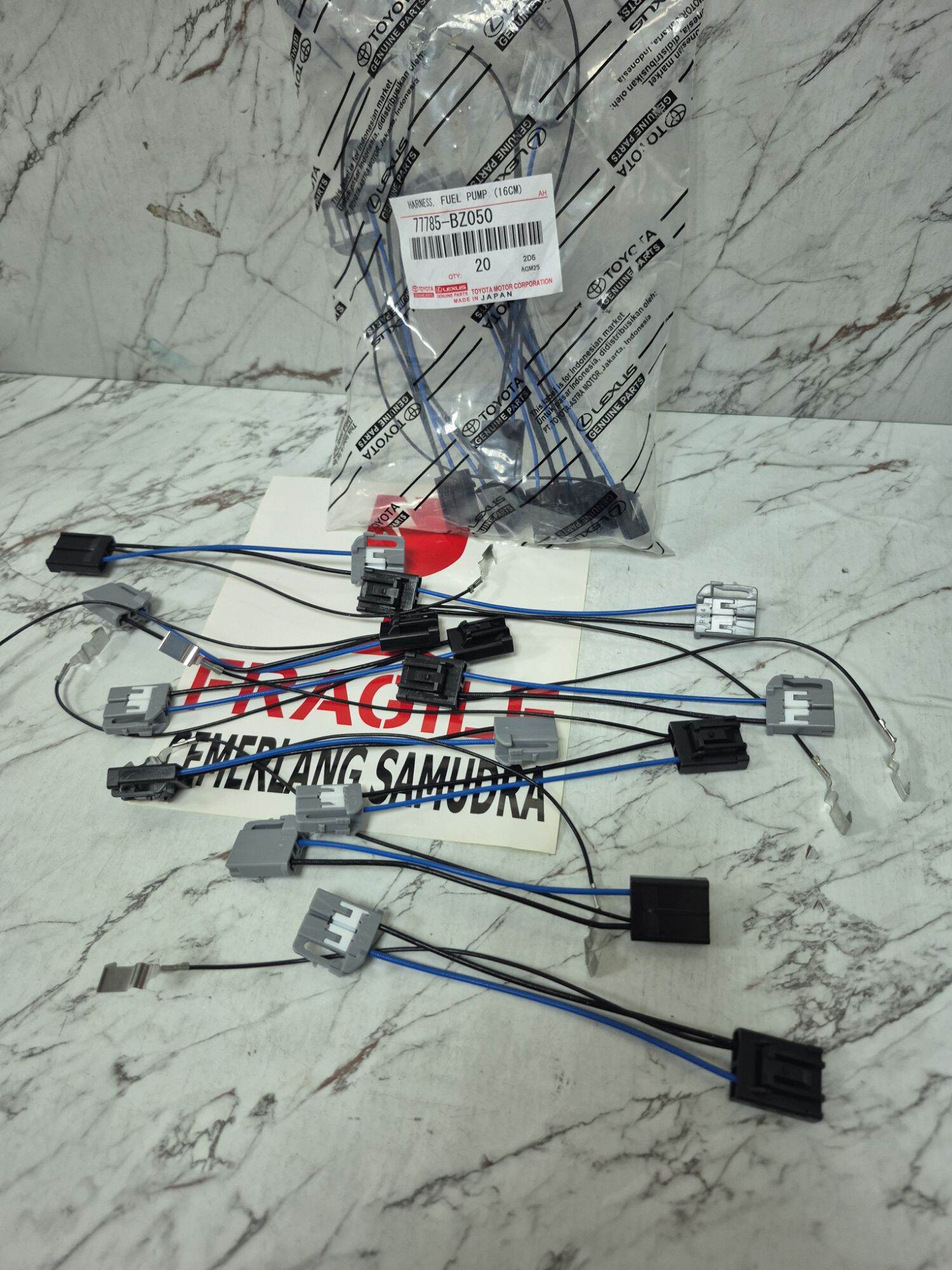 Socket fuel pump grand new Avanza Xenia 77785-bz050 Harga 35,000 rupiah*Gratis Ongkir