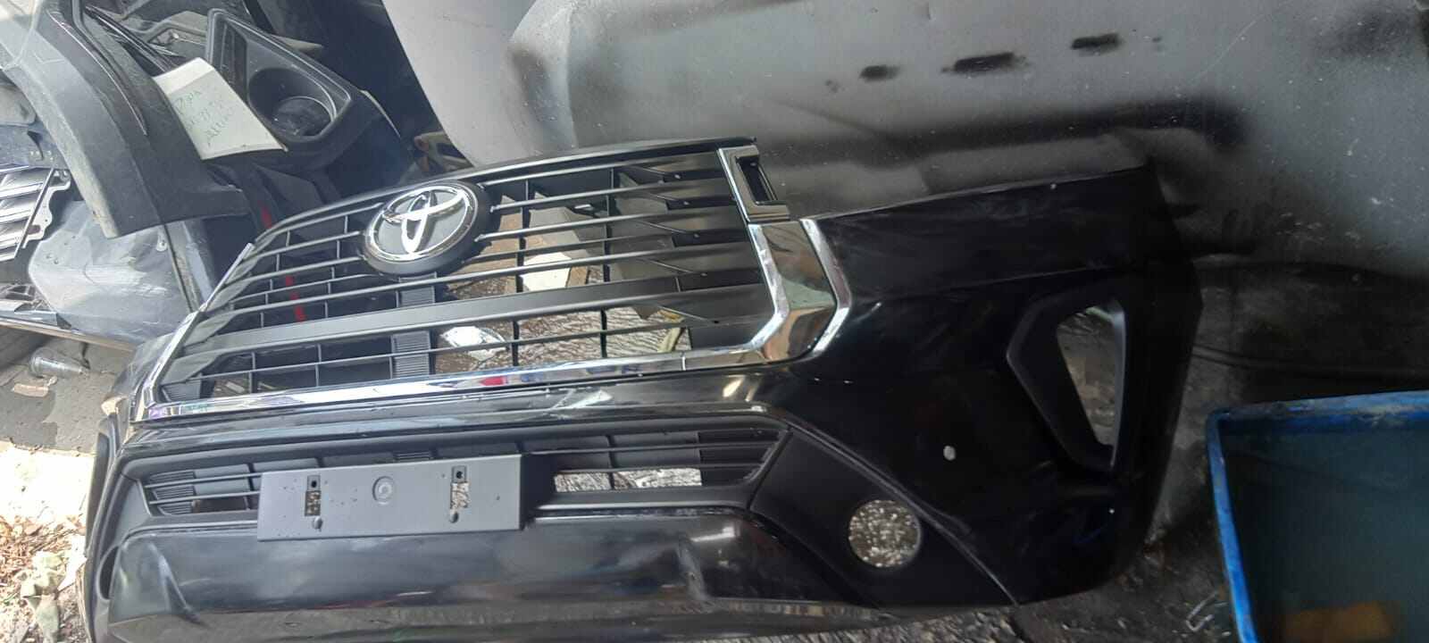 bemper bumper set depan inova rebon 2022 Harga 3,700,000 rupiah*Gratis Ongkir