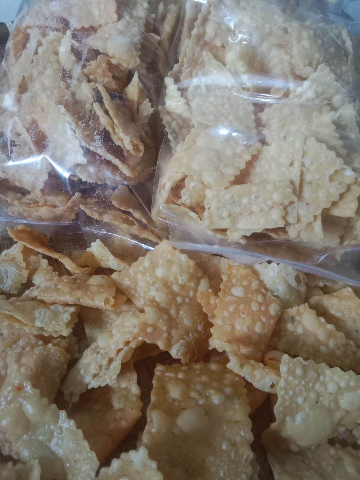 Keripik Bawang Keripik Pangsit 250gram Pangsit Original Snack Kiloan