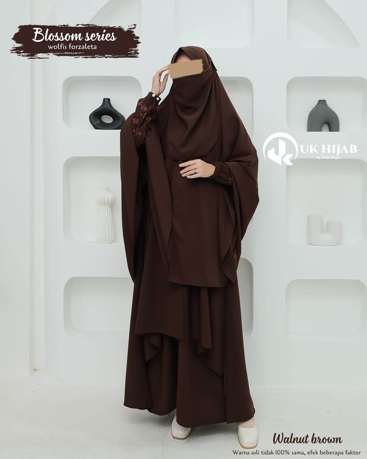 Chexiyadagi kastingda yalangoch ayollar