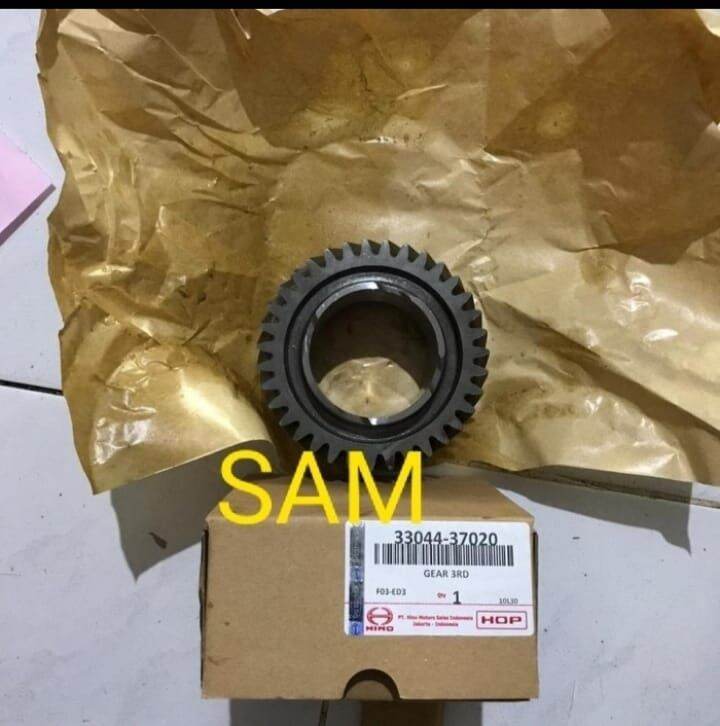 GIGI TRANSMISI 3 GIGI 3 130HT DYNA HINO DUTRO 33044-37020 Harga 650,000 rupiah*Gratis Ongkir