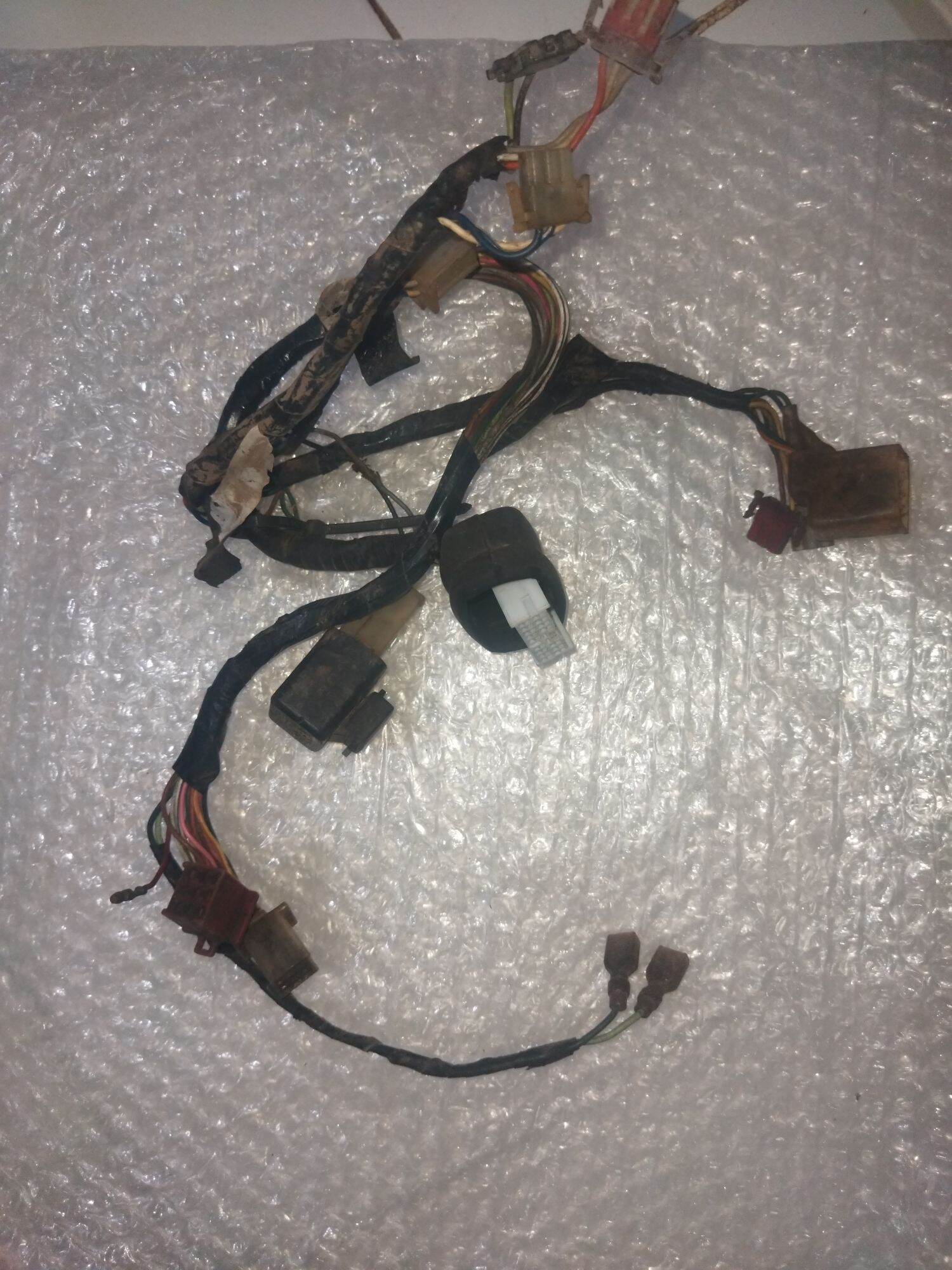 kabel soket speedometer karisma x karisma d soket putih original seken