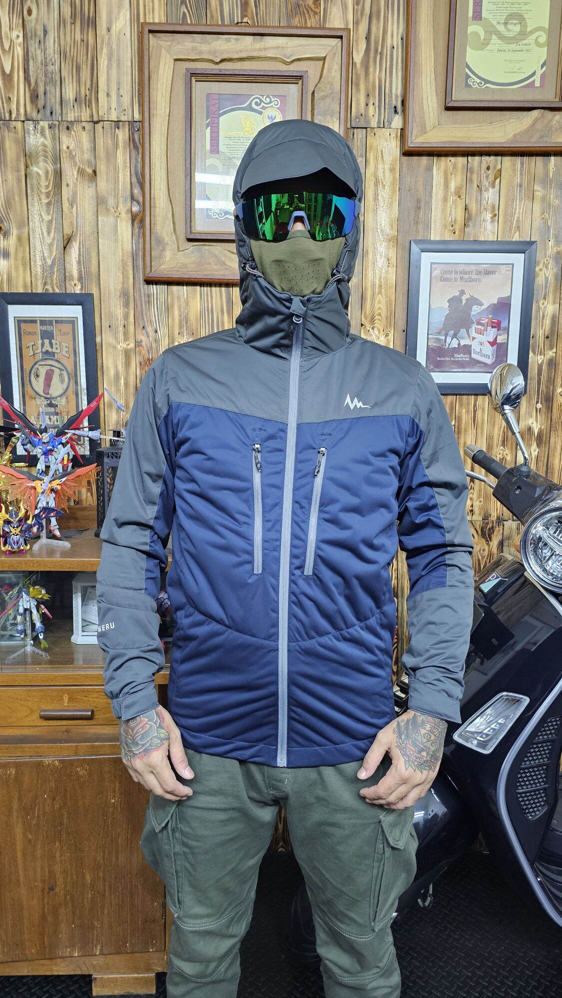 Jaket Mountaingeer Waterproof Meru Series Jaket Outdoor