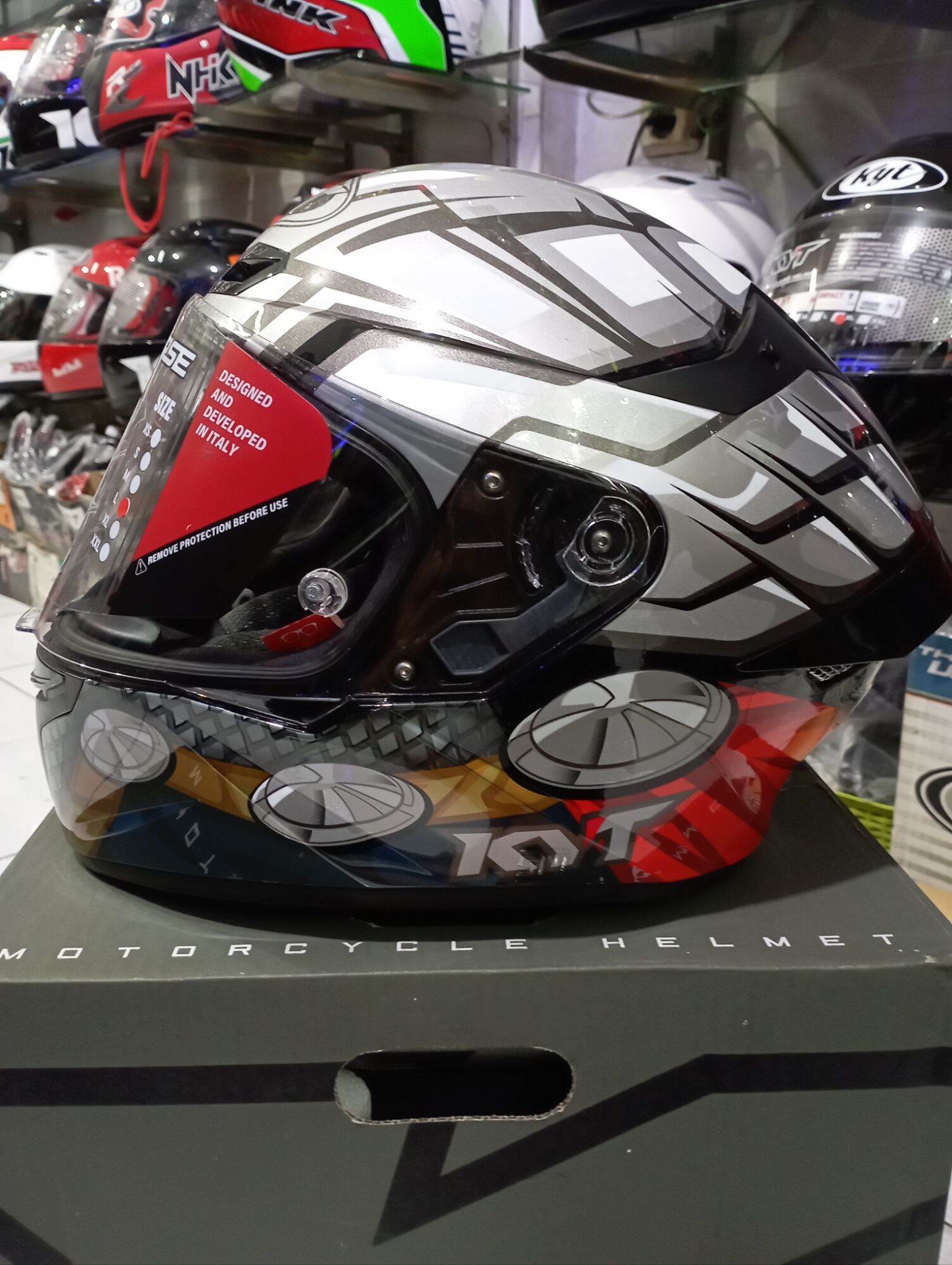 KYT TT COURSE MOTIF THOR ORIGINAL SNI DOT HELM FULLFACE Harga 2,055,000 rupiah*Gratis Ongkir
