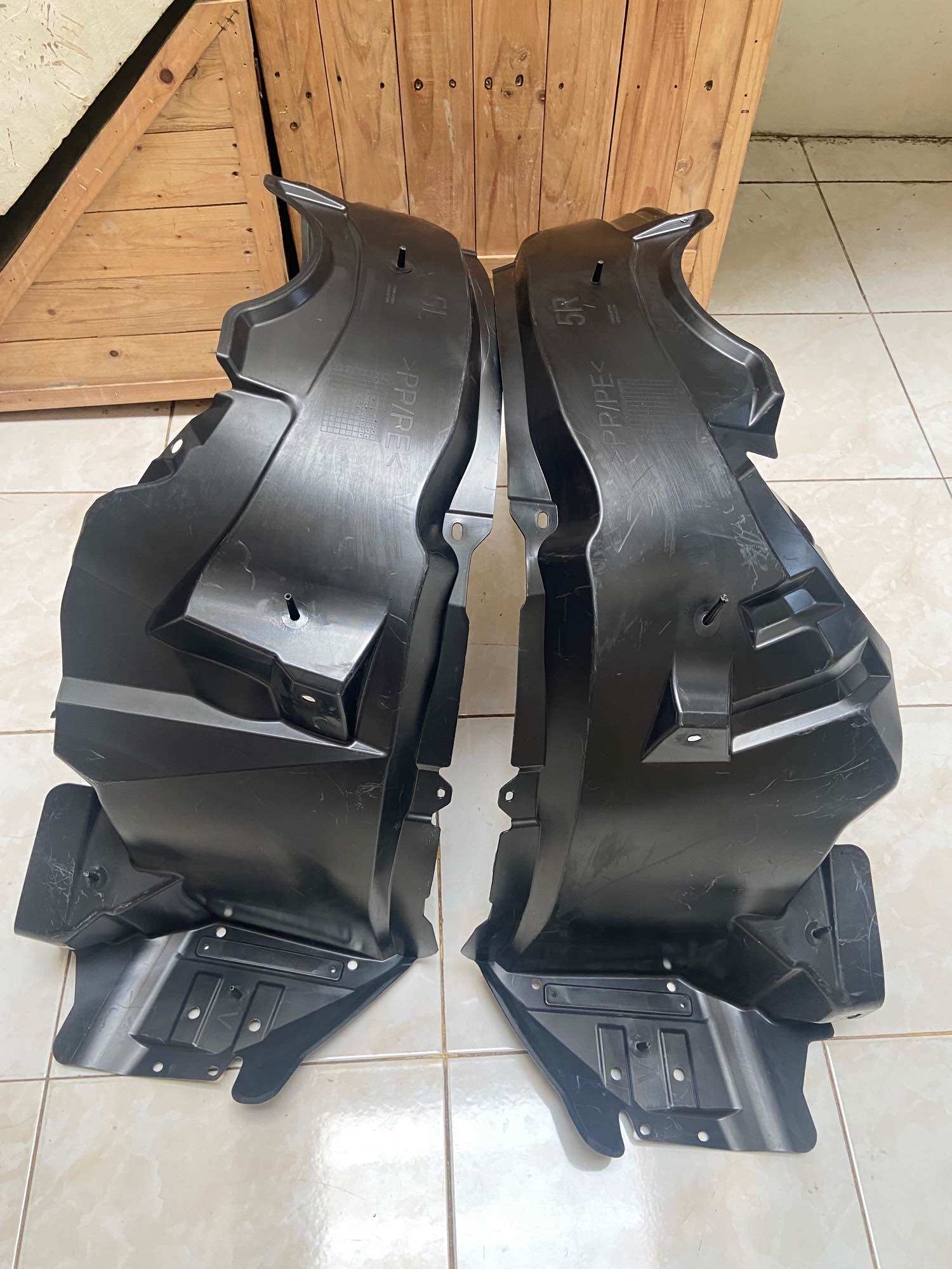 liner fender depan ROCKY RAIZE original spakbor depan ROCKY RAIZE Harga 2,750,590 rupiah*Gratis Ongkir