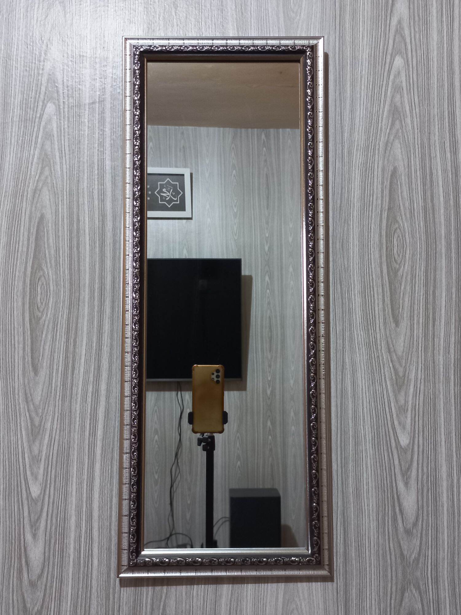 Kaca cermin gantung/dinding ukuran 65x26 Cm motif ukir