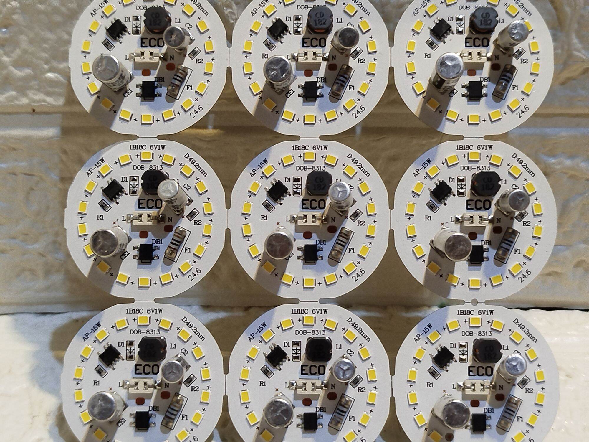 PROMO PRODUK BARU LAMPU LED 15 WAT BAHAN ALUMUNIUM LENGKAP DENGAN KABEL PEMBELIAN ISI 1 PCS TINGGAL COLOK KE LISTRIK NYALA TERANG