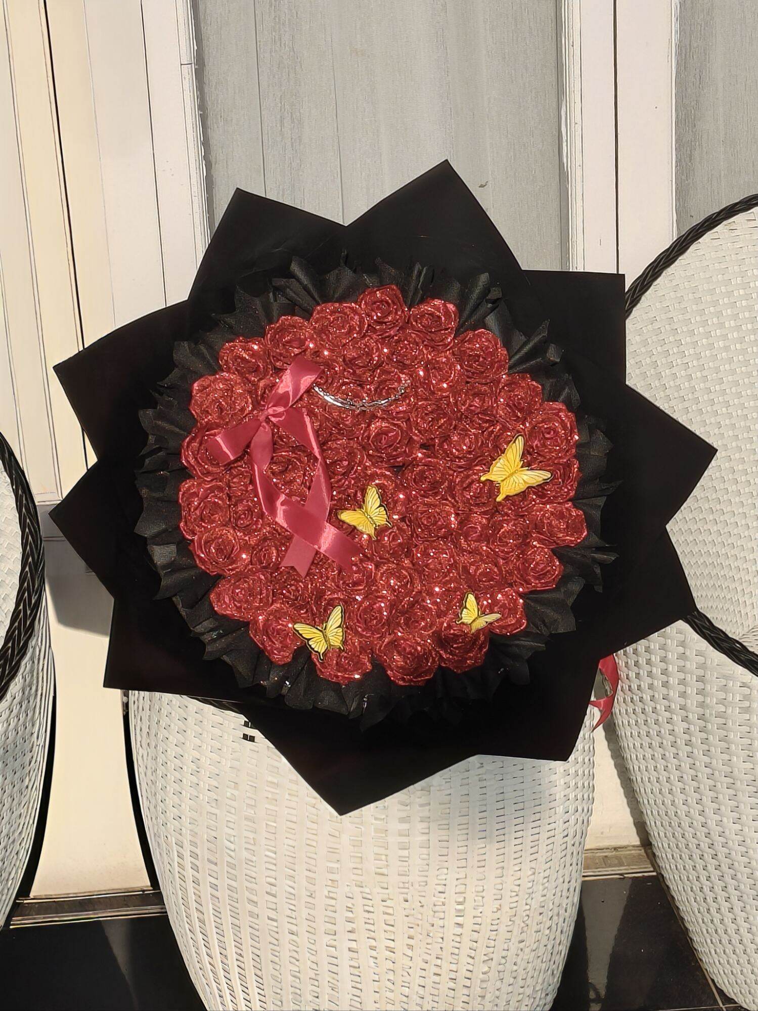 Buket satin glitter viral untuk hadiah wisuda hadiah ultah hadiah anniversary hadiah hari guru hadiah hari ibu kado pertunangan kado pernikahan