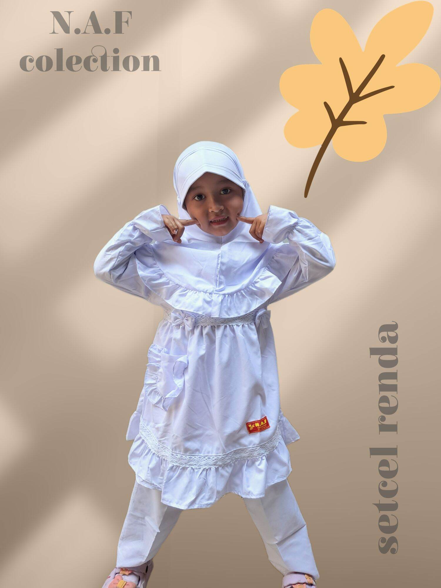 レアアイテム】Eyelet 珍しい Lace Balloon Sleeve Dress