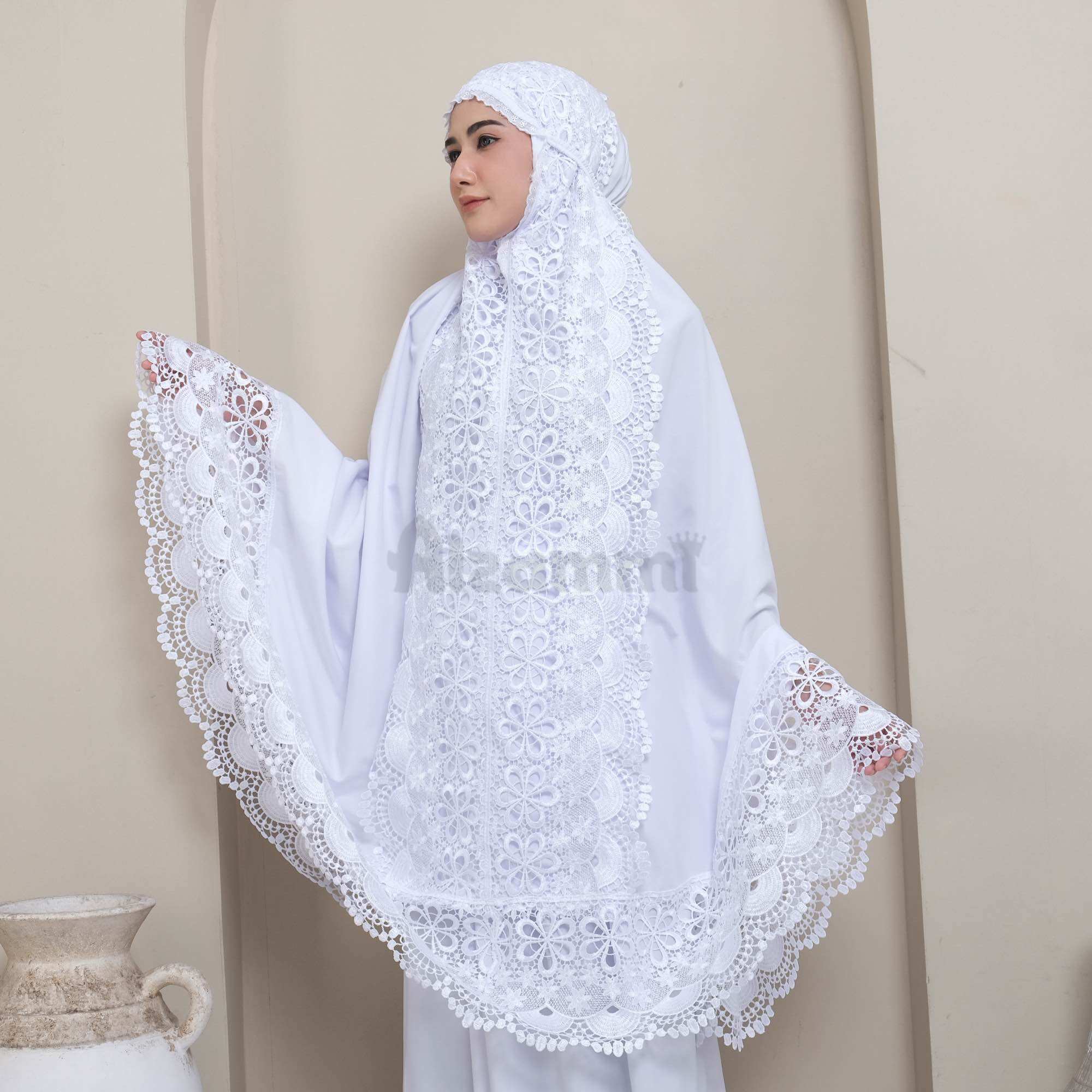 Mukena Prada Daily Sakinah Putih Bersih