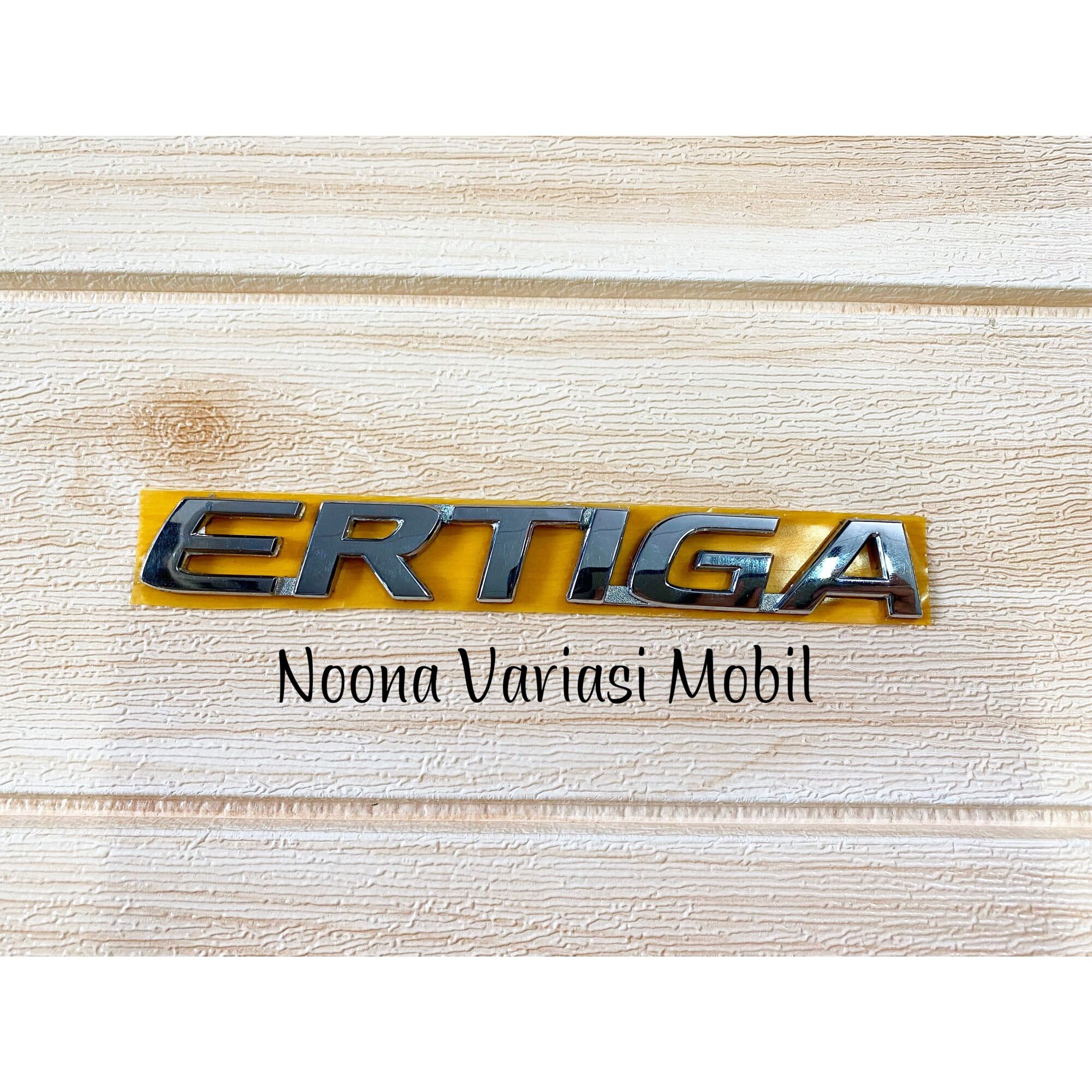 Logo Emblem Tulisan Ertiga Menyambung Lazada Indonesia