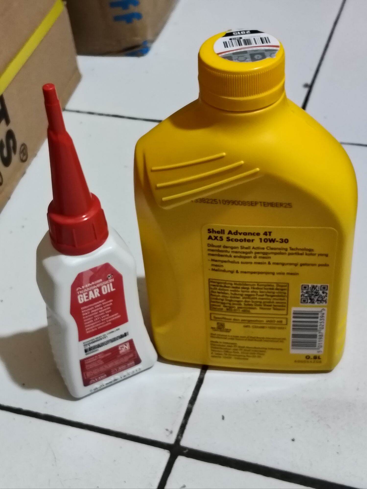 Shell Advance Shell 10W-30 Ax5 Metic + Ahm Axle Oil 0.8L Harga 48,500 rupiah*Gratis Ongkir