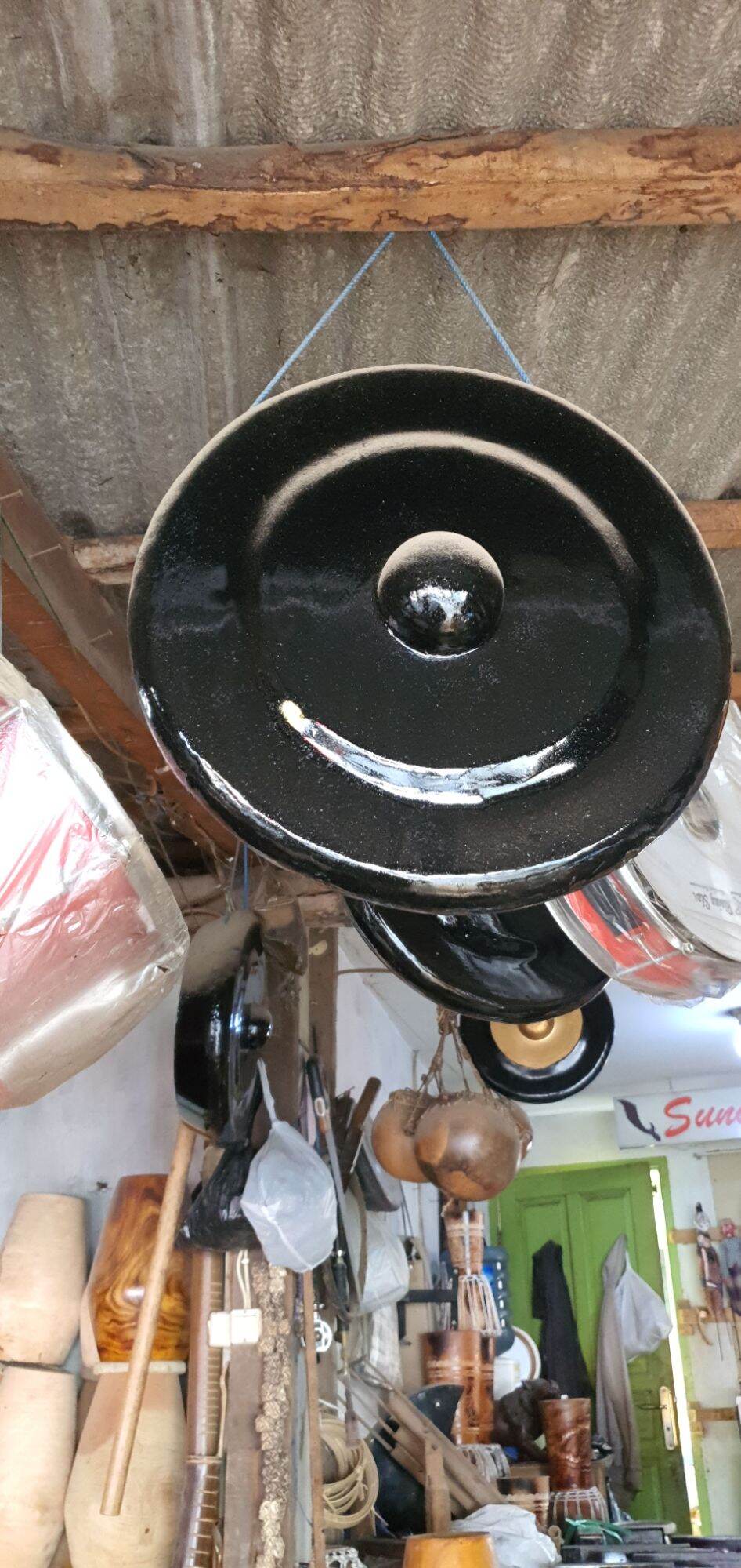 Gong besi diamter 35cm + pemukul gong