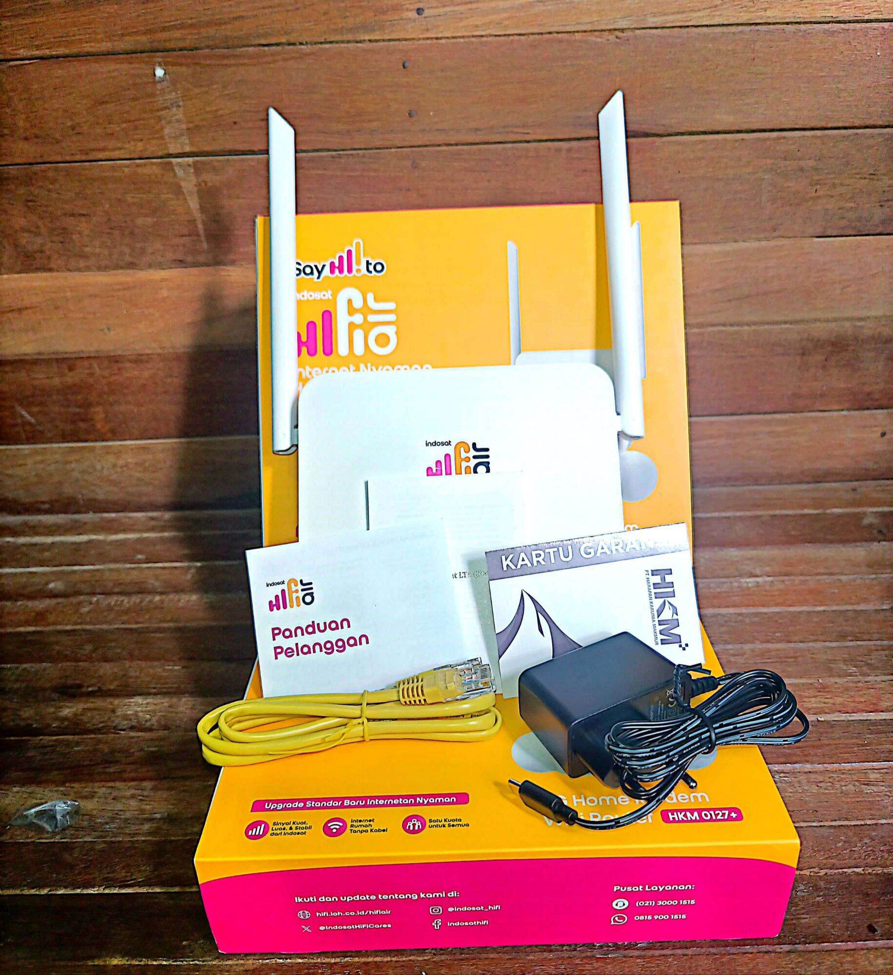 Indosat HiFi air hkm0127 + SIM card Indosat free quota 50GB high-speed Internet 4.5G + 4G modem & quota 75GB 30 days Harga 240,000 rupiah*Gratis Ongkir